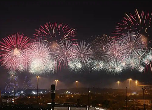 坪山区焰火晚会